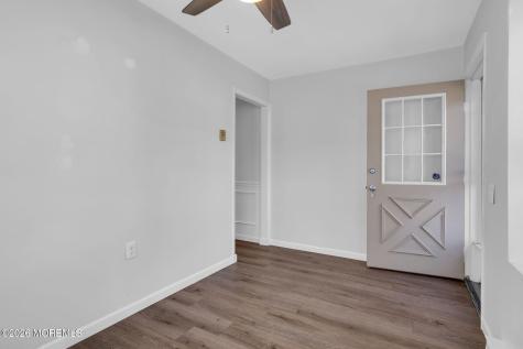 9 Greenwood Lane Whiting NJ 08759
