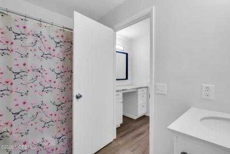 9 Greenwood Lane Whiting NJ 08759