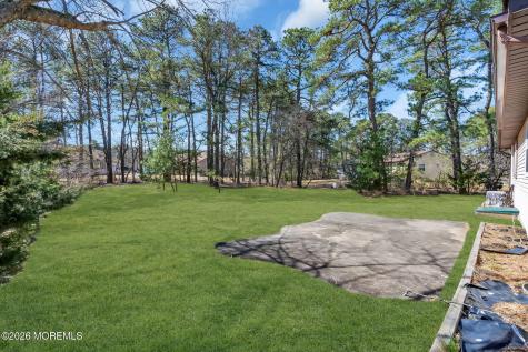 9 Greenwood Lane Whiting NJ 08759