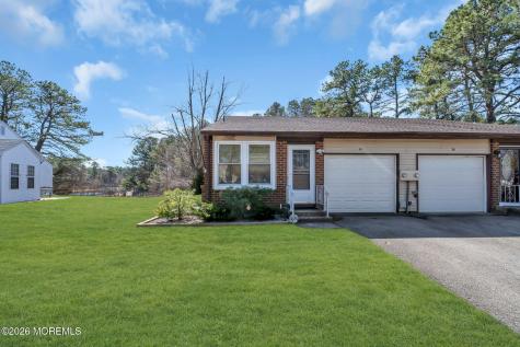 9 Greenwood Lane Whiting NJ 08759