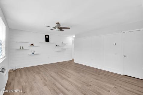 9 Greenwood Lane Whiting NJ 08759