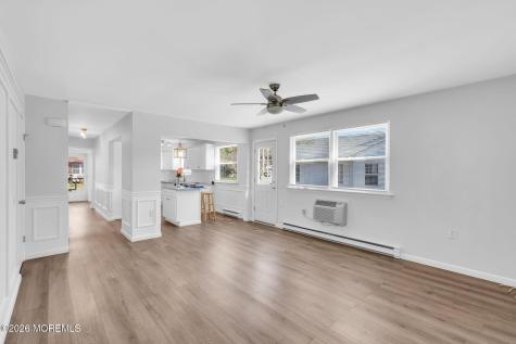 9 Greenwood Lane Whiting NJ 08759