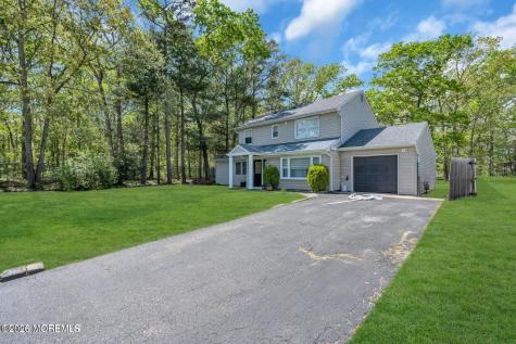 2261 Huckleberry Road Manchester NJ 08759
