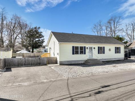 707 Navesink Avenue Ocean Gate NJ 08740