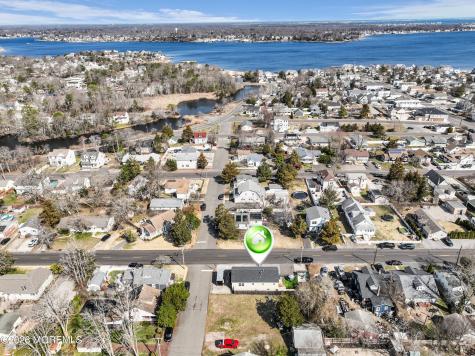 707 Navesink Avenue Ocean Gate NJ 08740