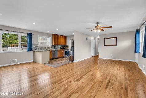 494 New York Avenue Brick NJ 08724