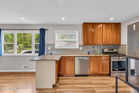 494 New York Avenue Brick NJ 08724