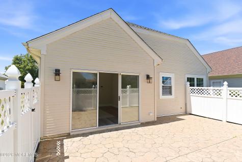 87 Halsted Drive Manchester NJ 08759
