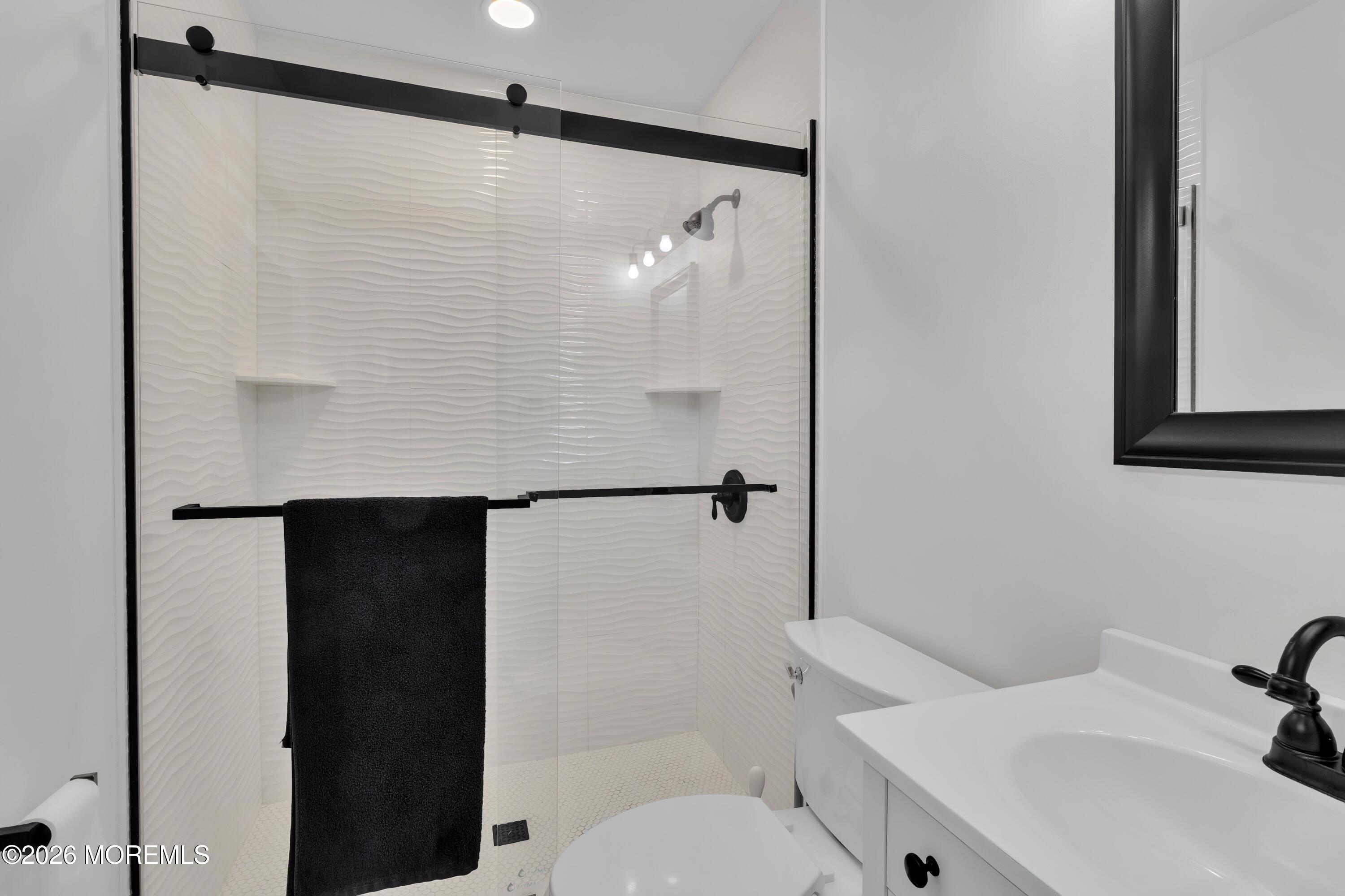 18 Maison Way Toms River NJ 08757
