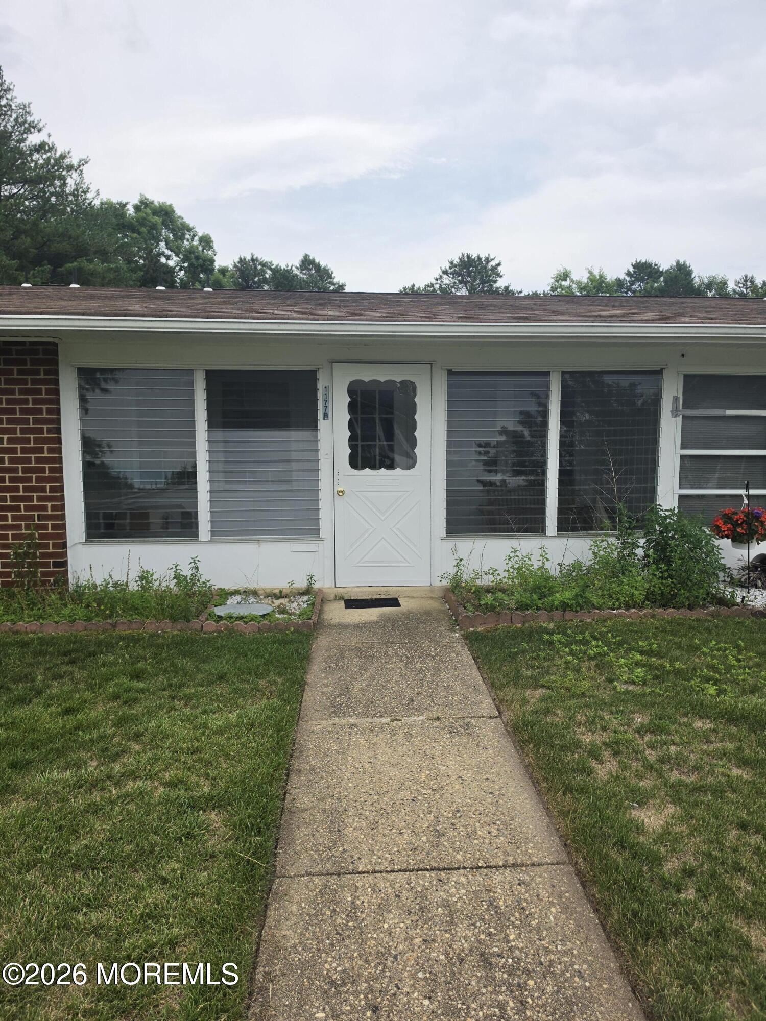 1177B Clydebank Court Lakewood NJ 08701
