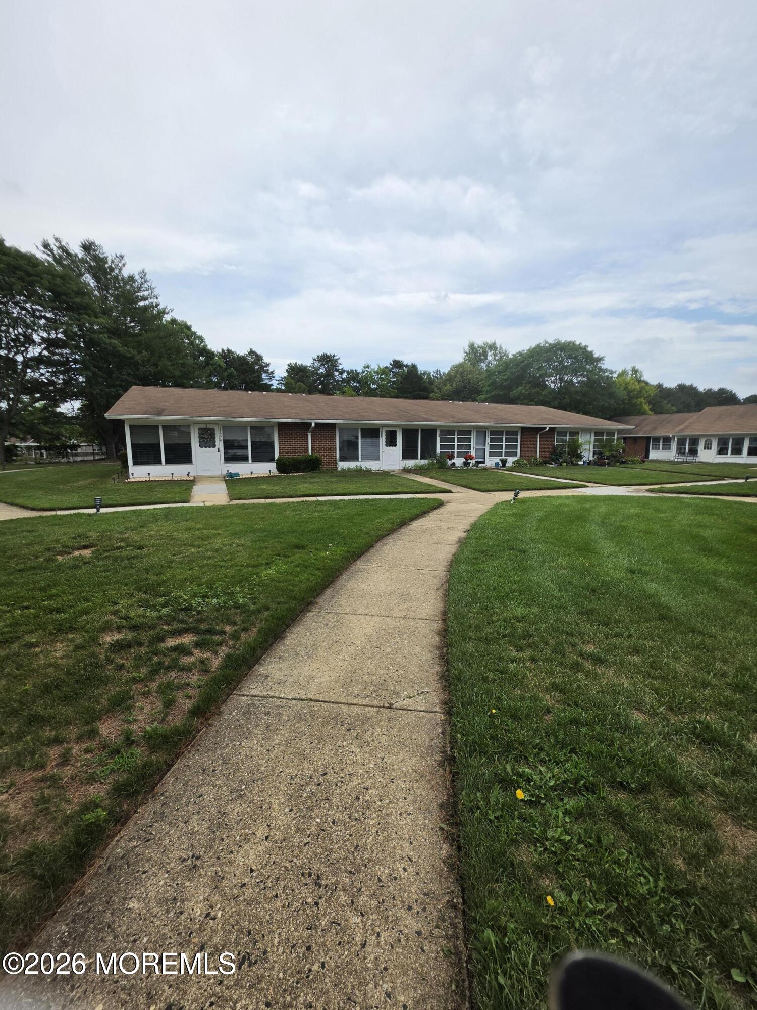 1177B Clydebank Court Lakewood NJ 08701
