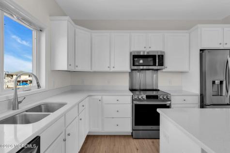 42 Carlyle Drive Bayville NJ 08721