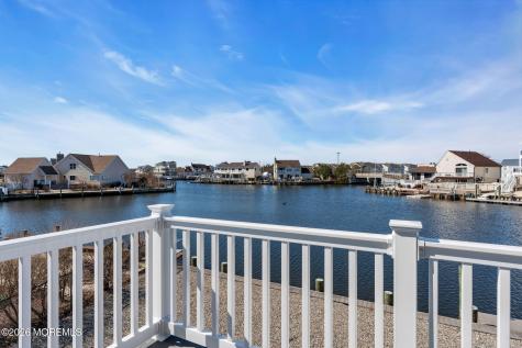 42 Carlyle Drive Bayville NJ 08721