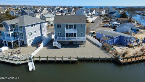 42 Carlyle Drive Bayville NJ 08721