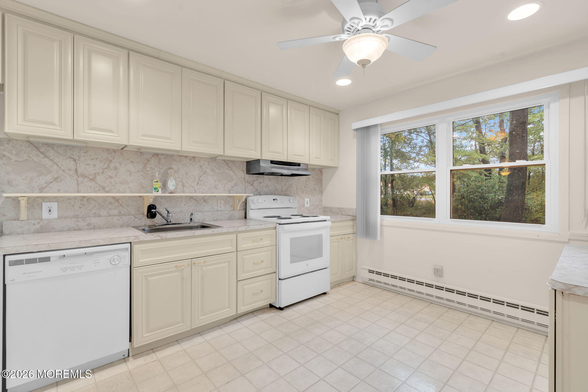 19 Pennsylvania Drive Whiting NJ 08759