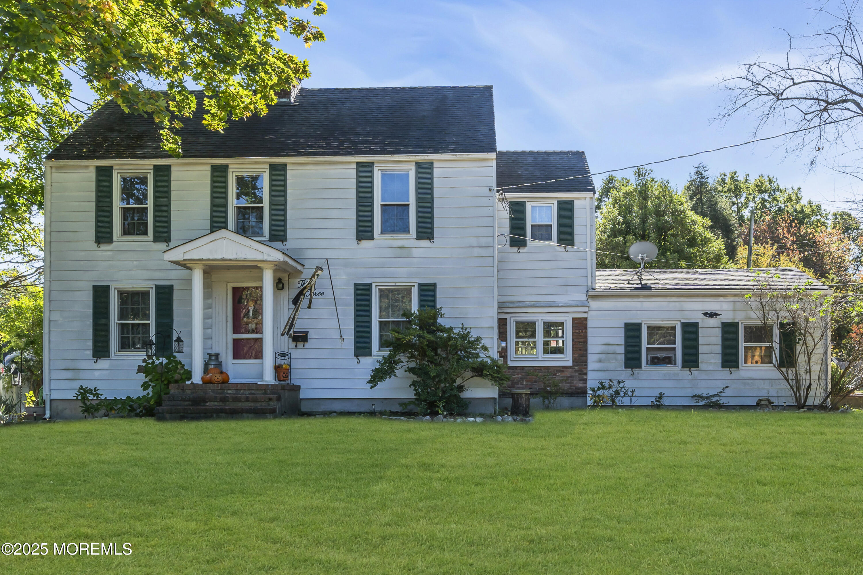 33 Swartzel Drive Middletown NJ 07748