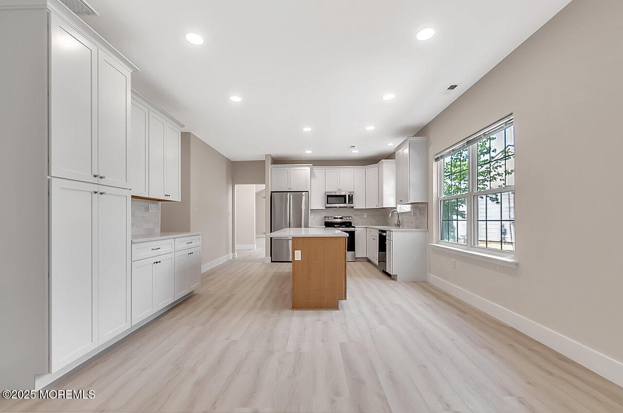 31 Orleans Drive Manchester NJ 08759