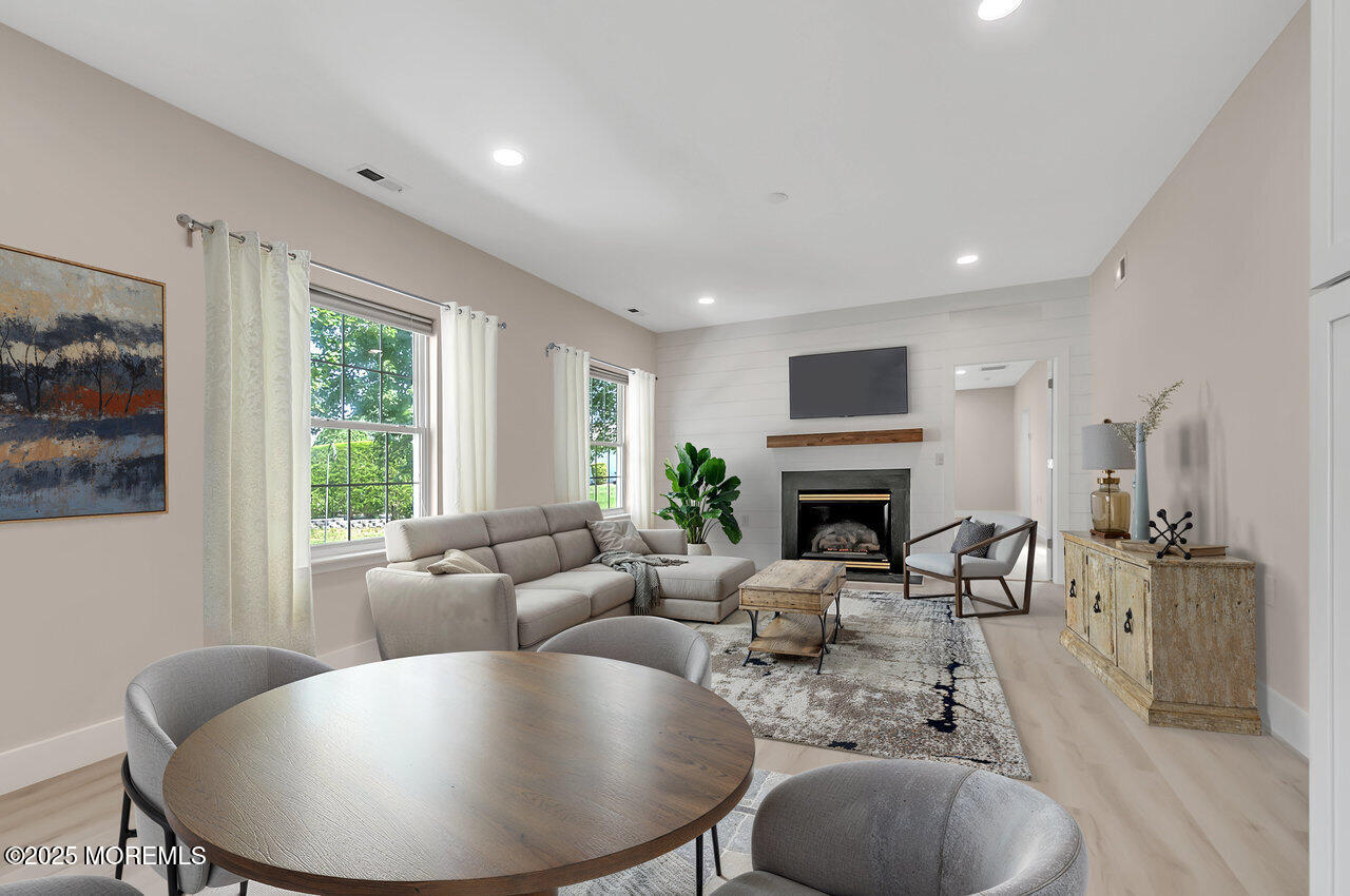 31 Orleans Drive Manchester NJ 08759