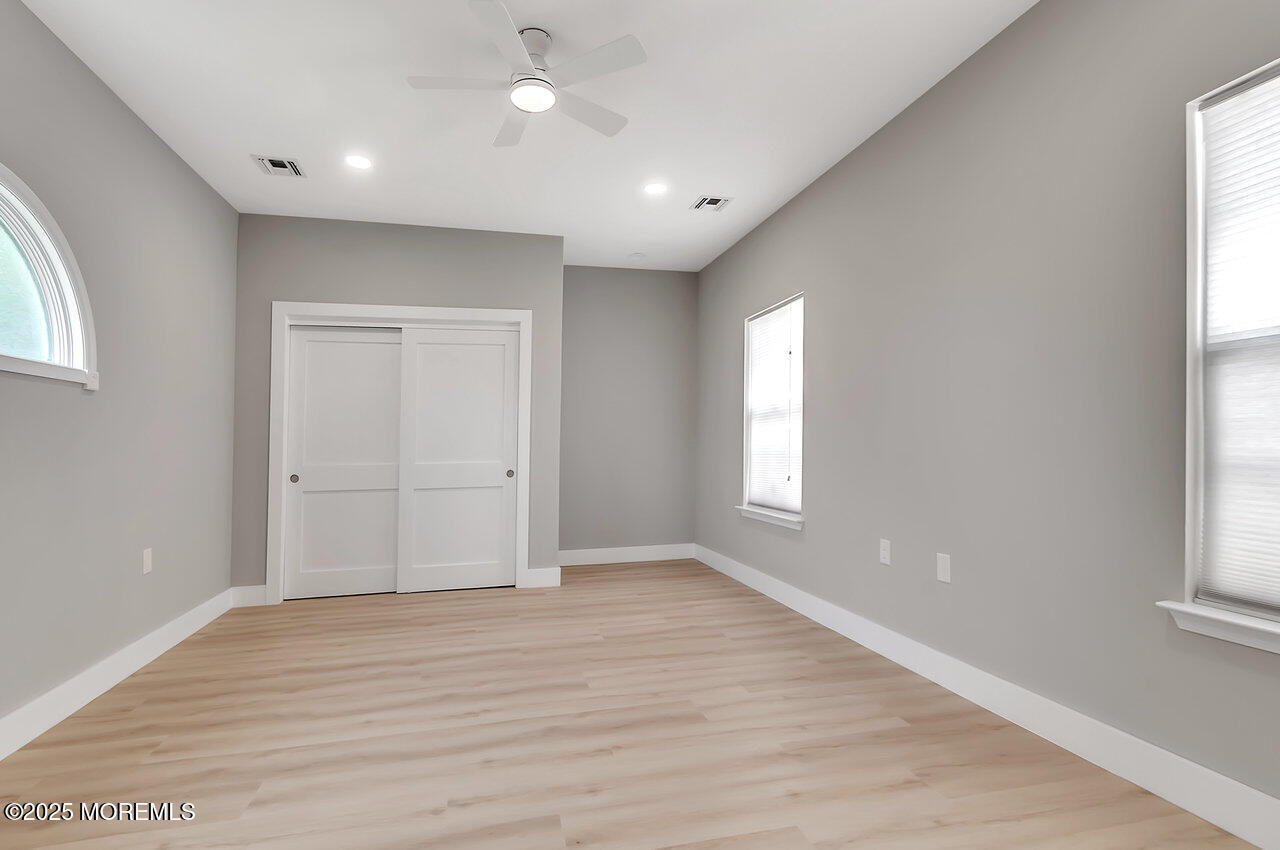 31 Orleans Drive Manchester NJ 08759