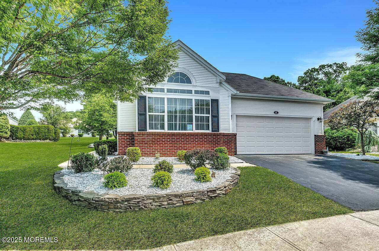 31 Orleans Drive Manchester NJ 08759