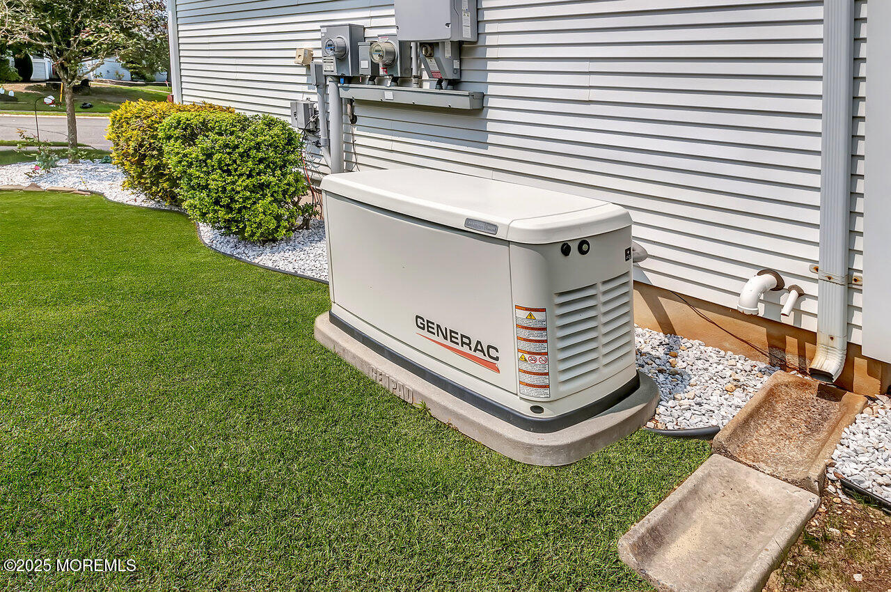 31 Orleans Drive Manchester NJ 08759