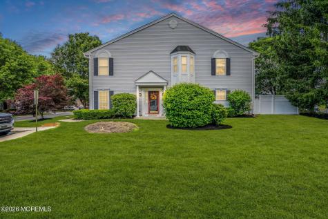 16 Sunningdale Circle Manalapan NJ 07726