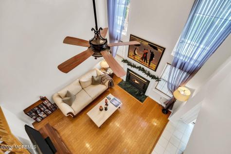 16 Sunningdale Circle Manalapan NJ 07726