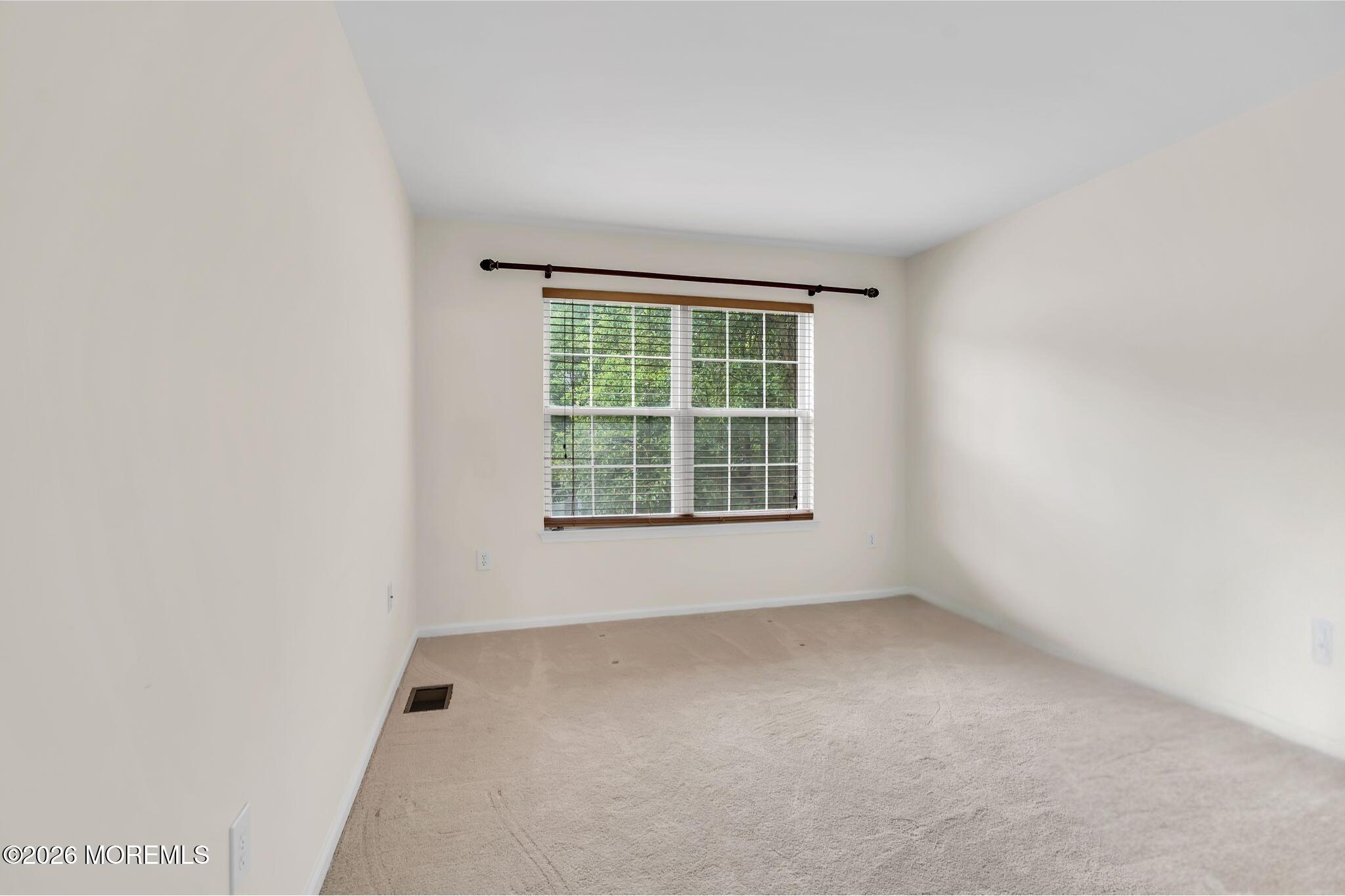 16 Sunningdale Circle Manalapan NJ 07726