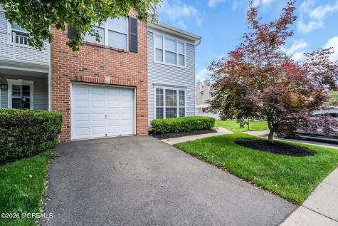 16 Sunningdale Circle Manalapan NJ 07726