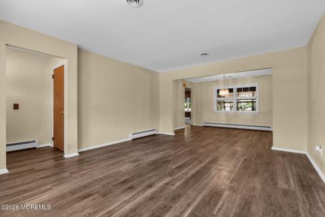 31 Millbrook Court Toms River NJ 08757