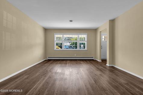 31 Millbrook Court Toms River NJ 08757