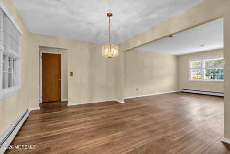 31 Millbrook Court Toms River NJ 08757