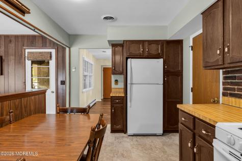 31 Millbrook Court Toms River NJ 08757