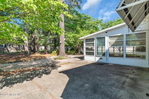 31 Millbrook Court Toms River NJ 08757