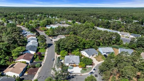 31 Millbrook Court Toms River NJ 08757