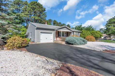 31 Millbrook Court Toms River NJ 08757