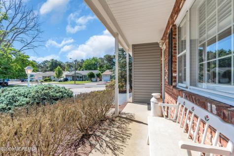 31 Millbrook Court Toms River NJ 08757