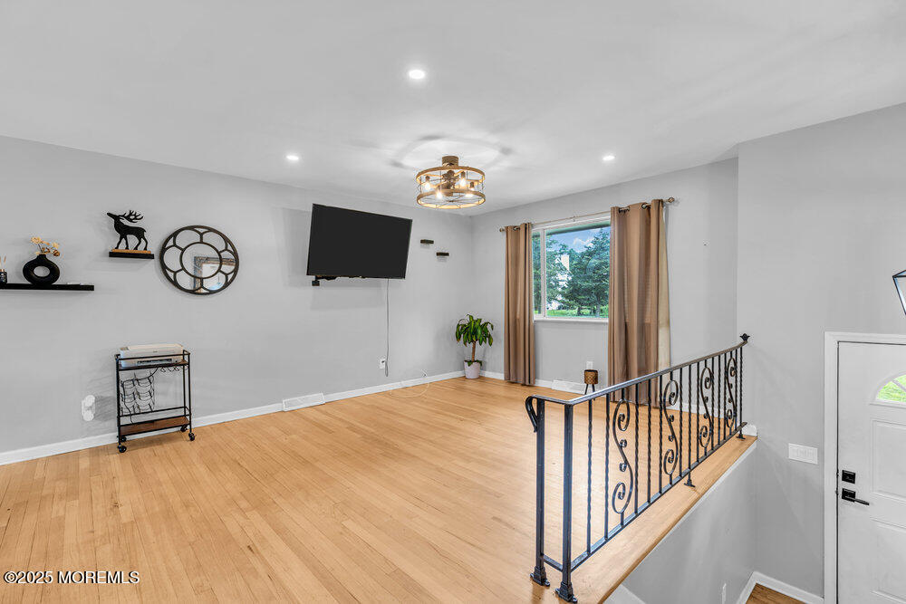 624 Fort Plains Road Howell NJ 07731