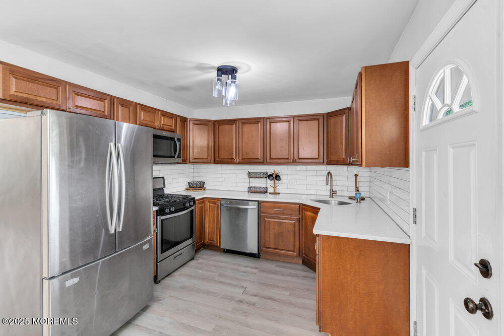 624 Fort Plains Road Howell NJ 07731