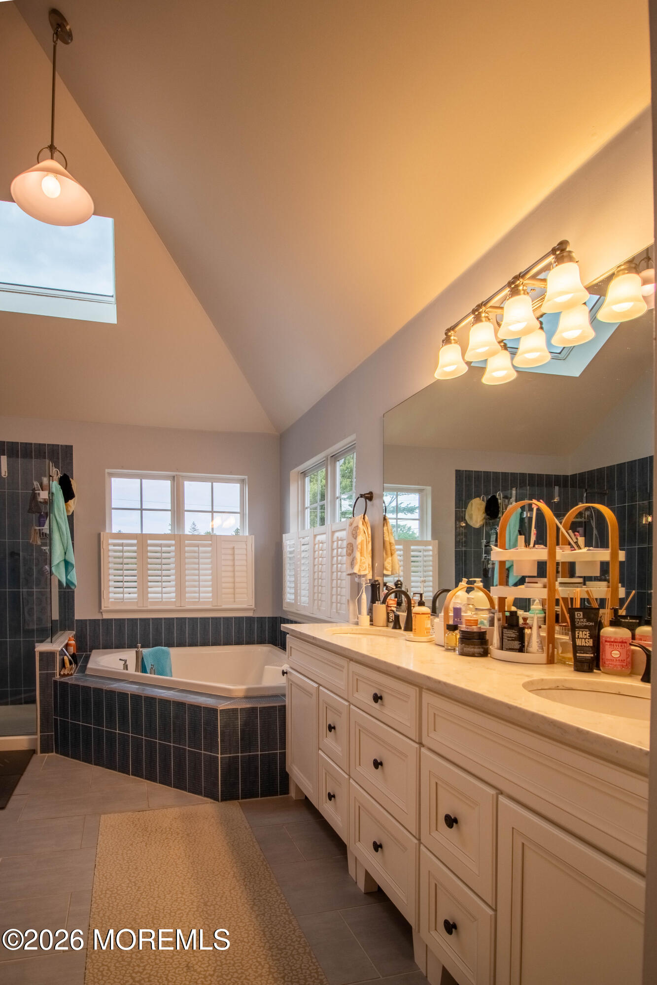 9 Pondview Drive Tinton Falls NJ 07724