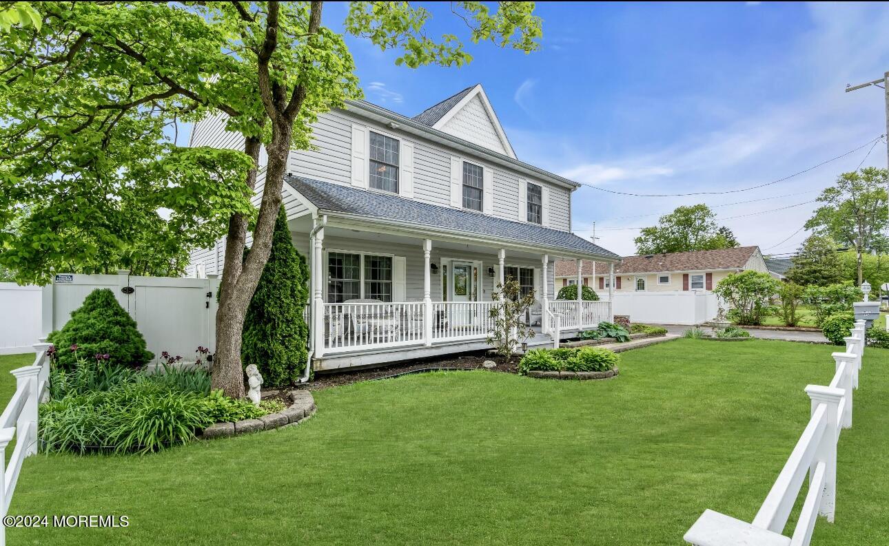 445 Mermaid Avenue Beachwood NJ 08722