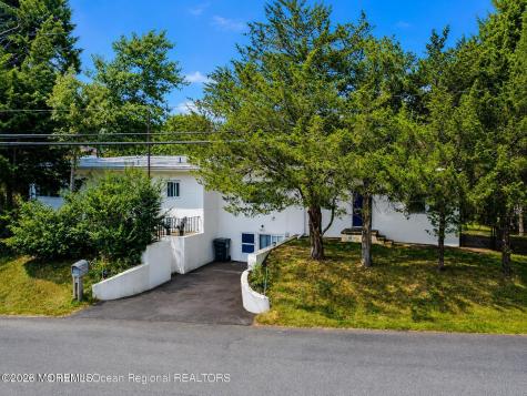 563 Reed Road Jackson NJ 08527