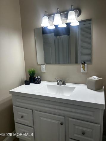35 Cambridge Court Lakewood NJ 08701