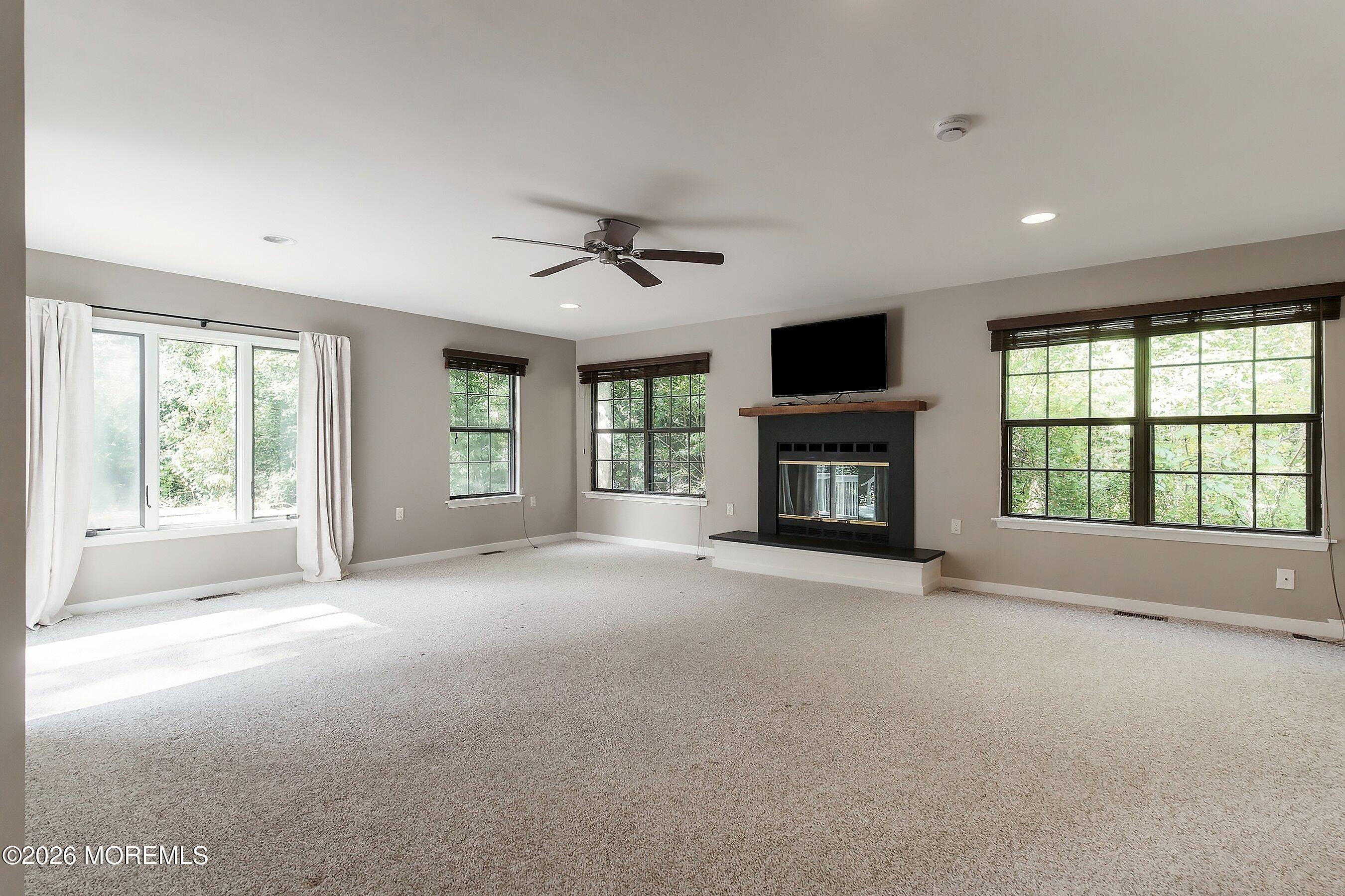 12 Champlain Court Manahawkin NJ 08050
