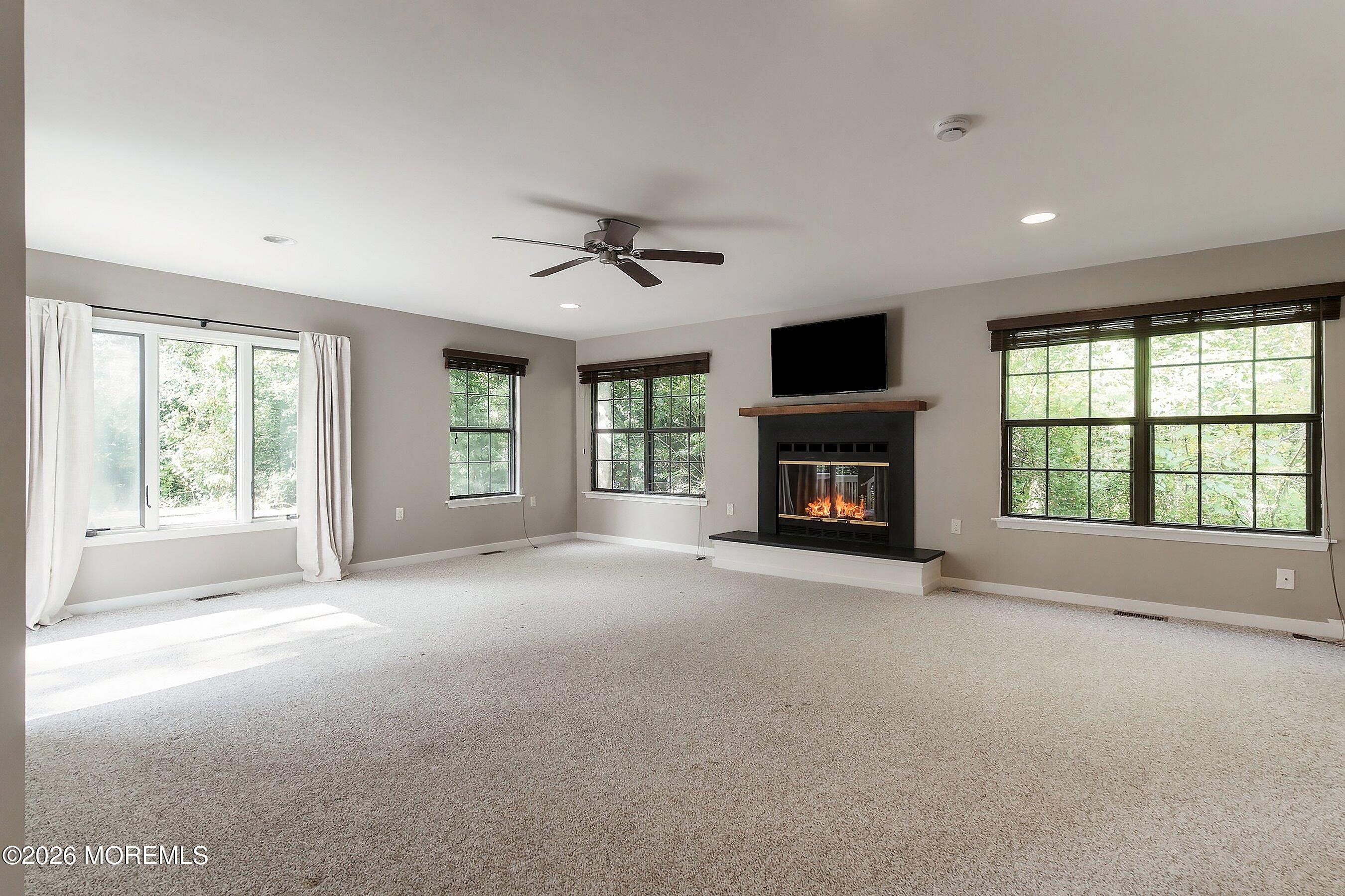12 Champlain Court Manahawkin NJ 08050
