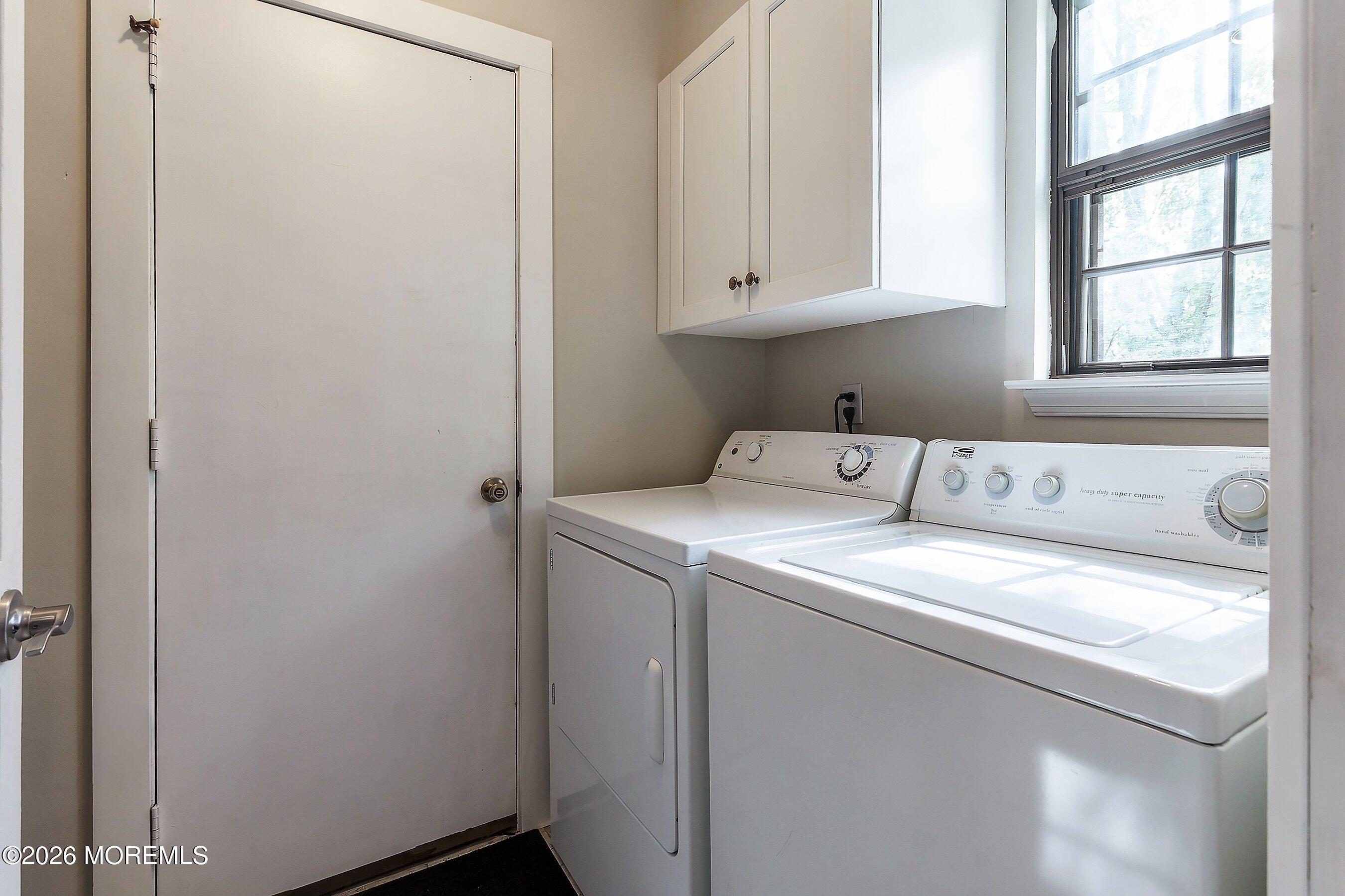 12 Champlain Court Manahawkin NJ 08050