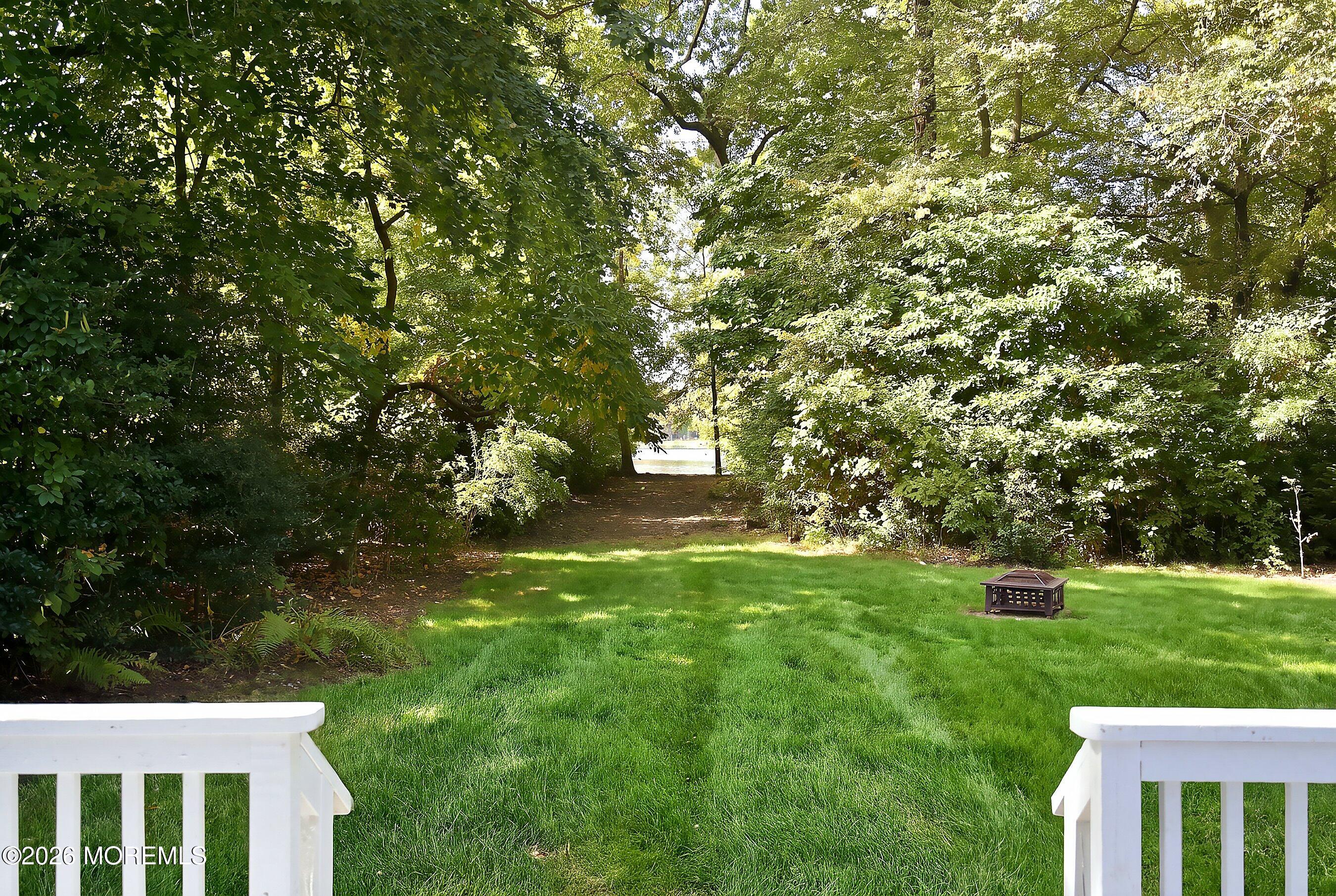 12 Champlain Court Manahawkin NJ 08050