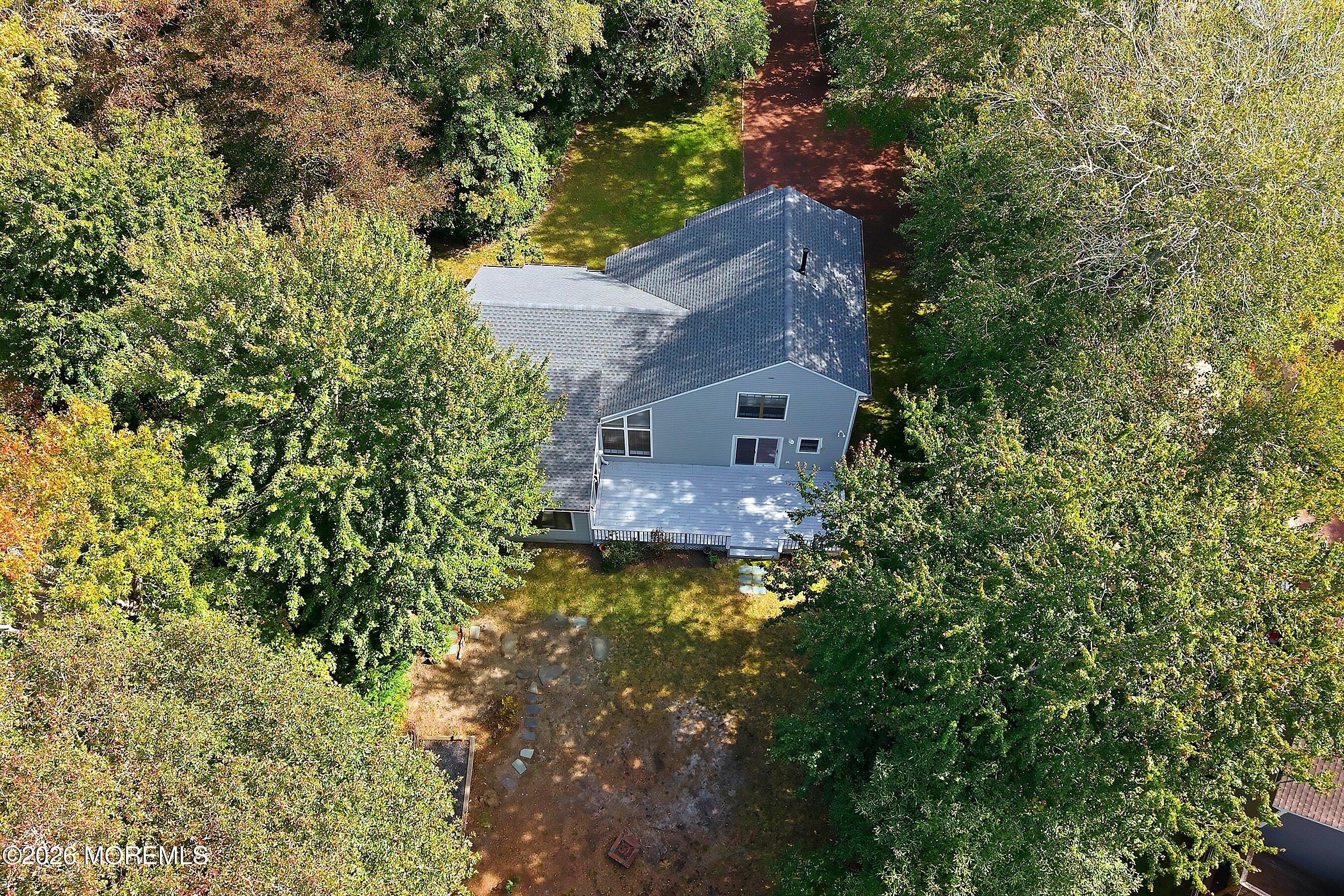 12 Champlain Court Manahawkin NJ 08050