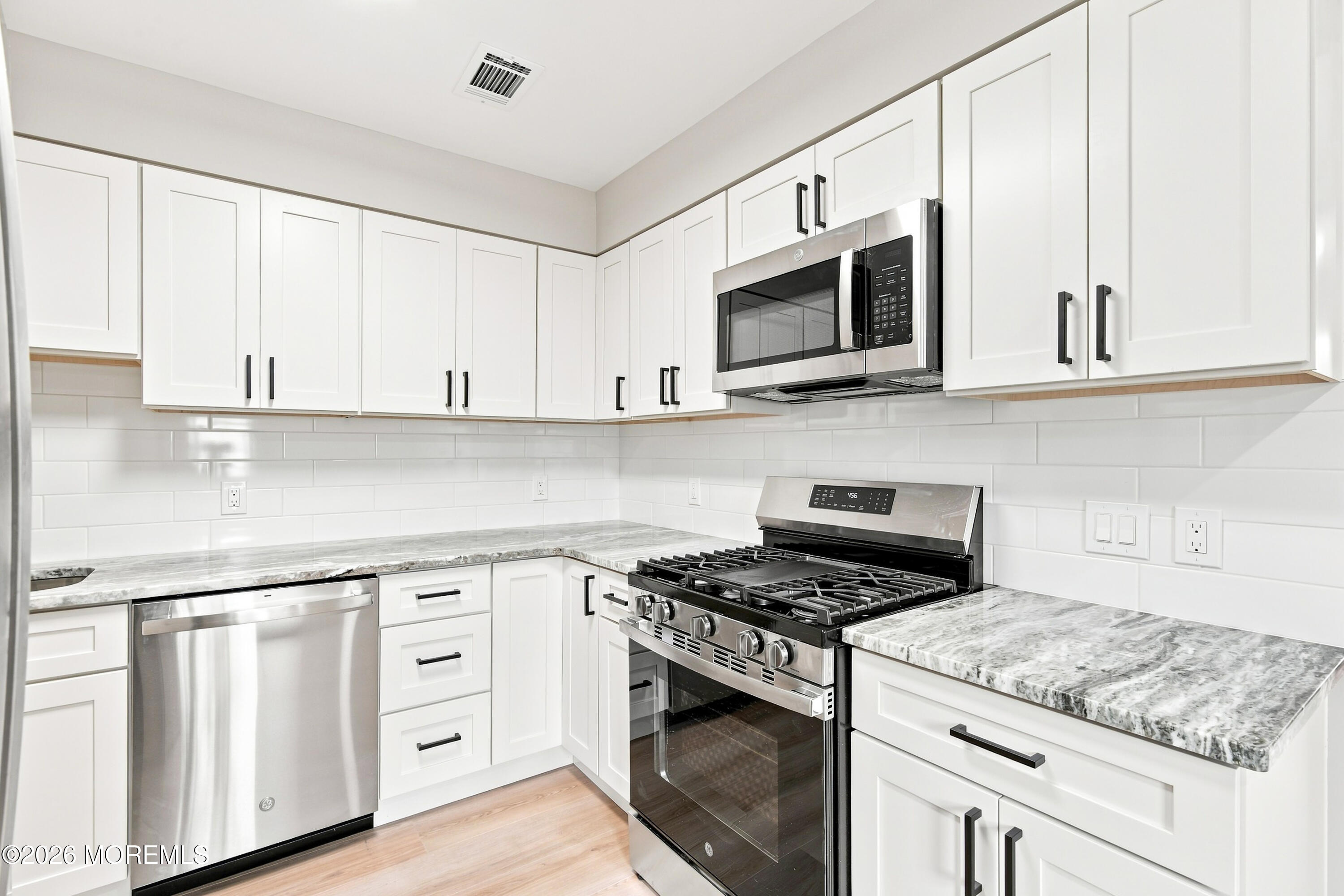 21 Iowa Court Matawan NJ 07747