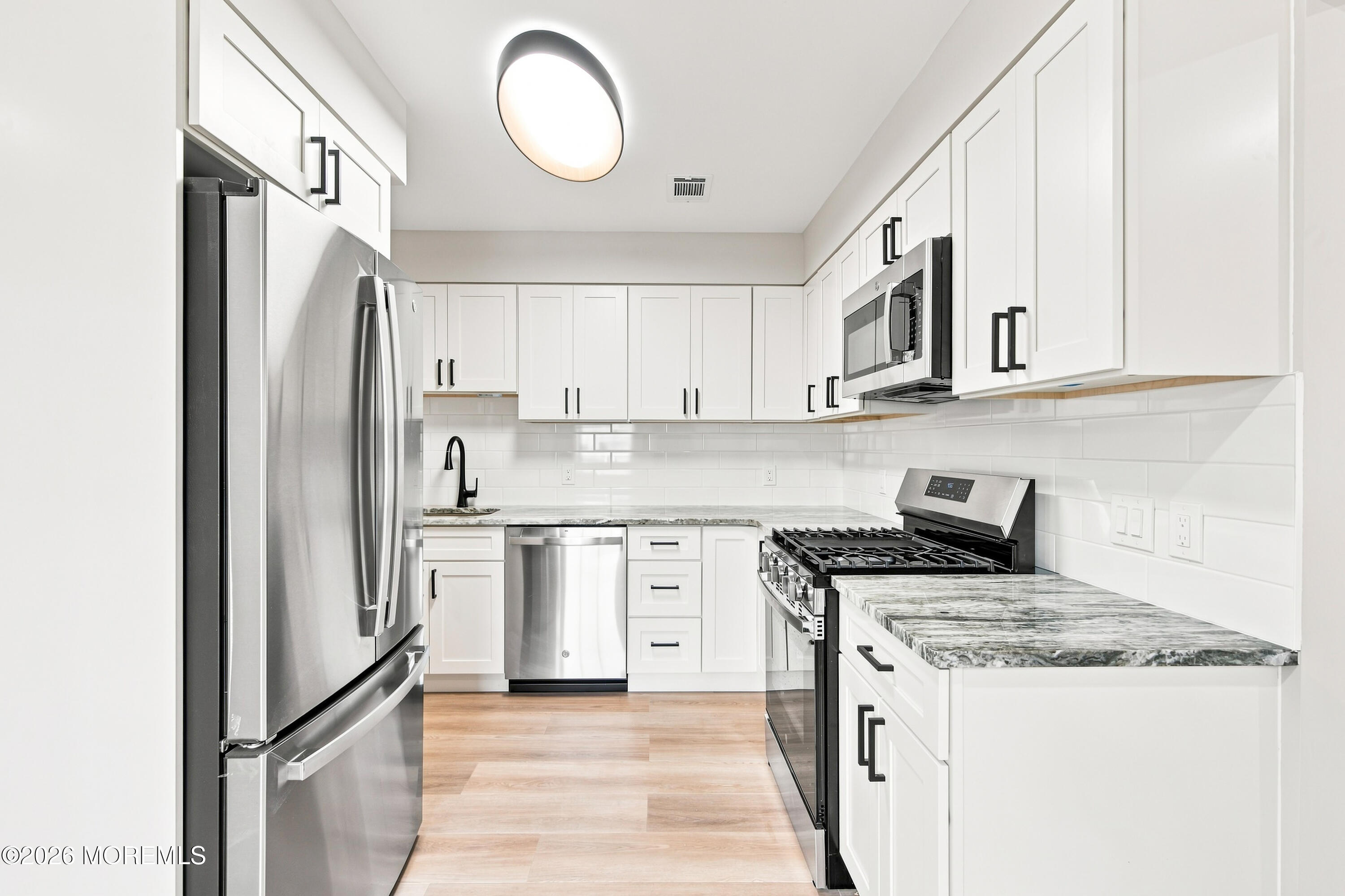 21 Iowa Court Matawan NJ 07747